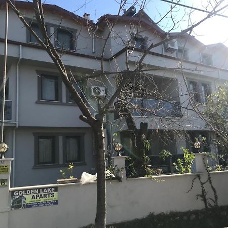 الشقق الفندقية كويجيزفي  Golden Lake Aparts المظهر الخارجي الصورة