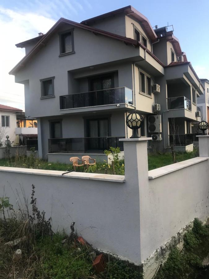 الشقق الفندقية كويجيزفي  Golden Lake Aparts المظهر الخارجي الصورة