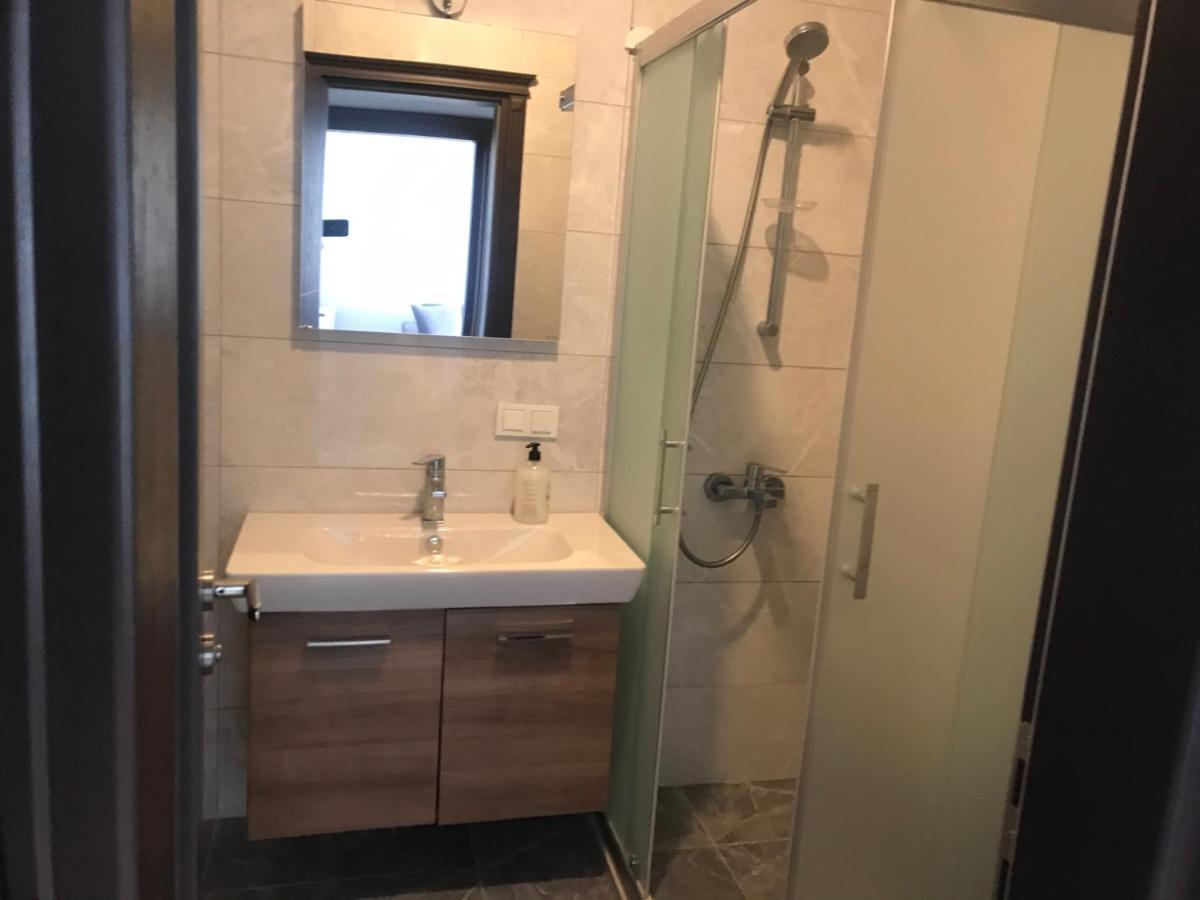 الشقق الفندقية كويجيزفي  Golden Lake Aparts المظهر الخارجي الصورة