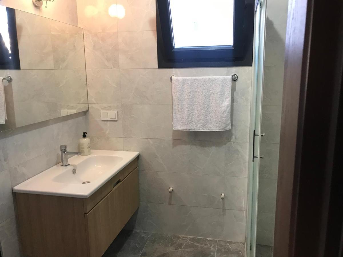الشقق الفندقية كويجيزفي  Golden Lake Aparts المظهر الخارجي الصورة